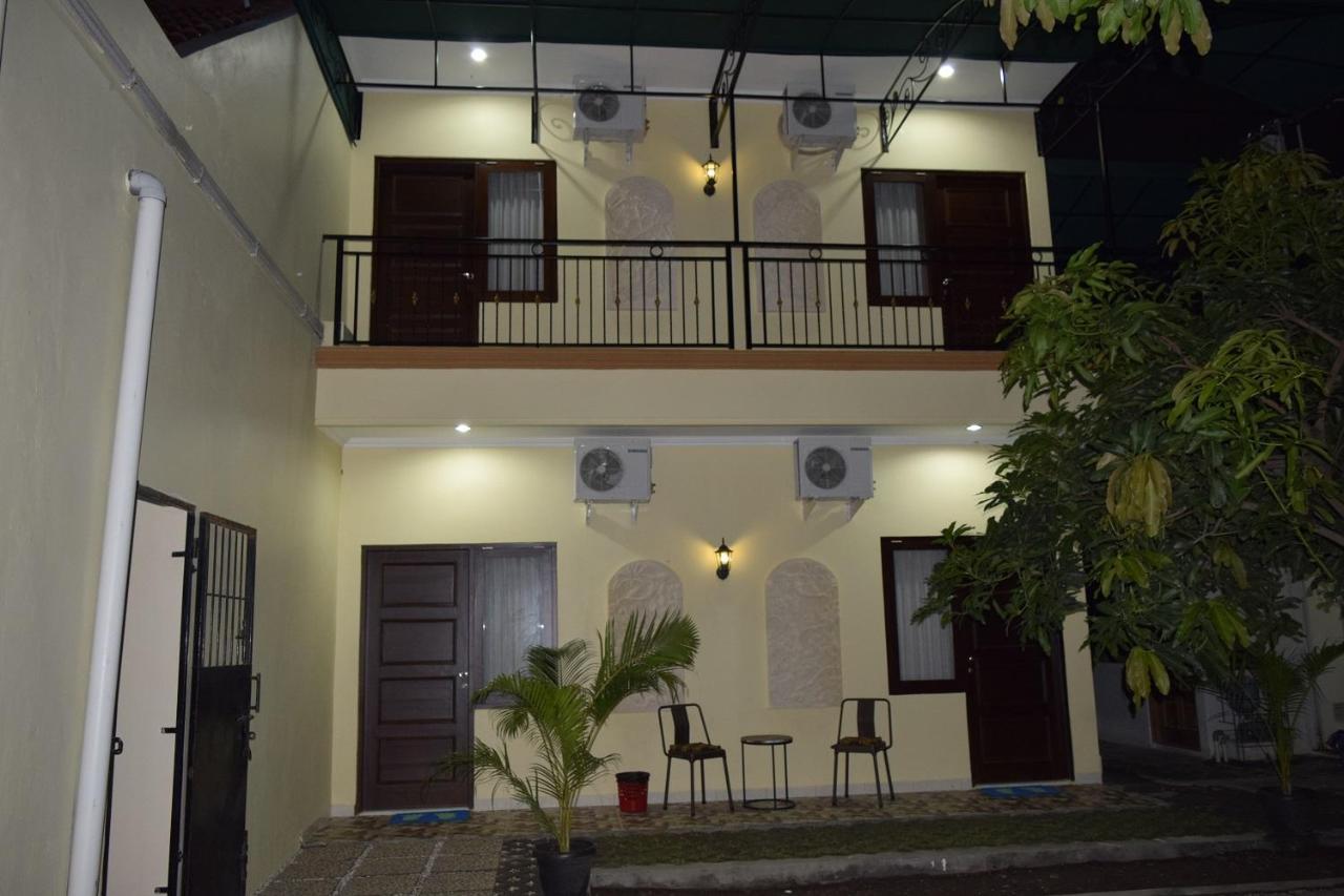 Roemah Canting Homestay Yogyakarta Exterior photo